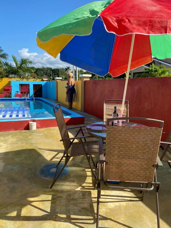 Paradise Villa Onsite Private Pool Onsite Private Gym 2 Properties Sleep 12 To Book For More Than 6 Please Contact Us Ocho Rios Exterior photo